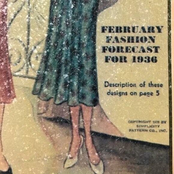 Set of 2 Vintage Coca-Cola 'Realm of Fancy to Reality' + Simplicity Fashion Tins - Picture 6 of 16